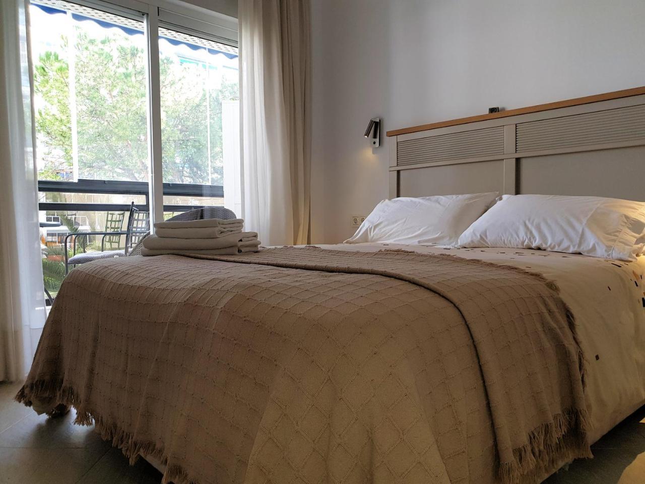 Skol Apartments มาร์เบยา ภายนอก รูปภาพ